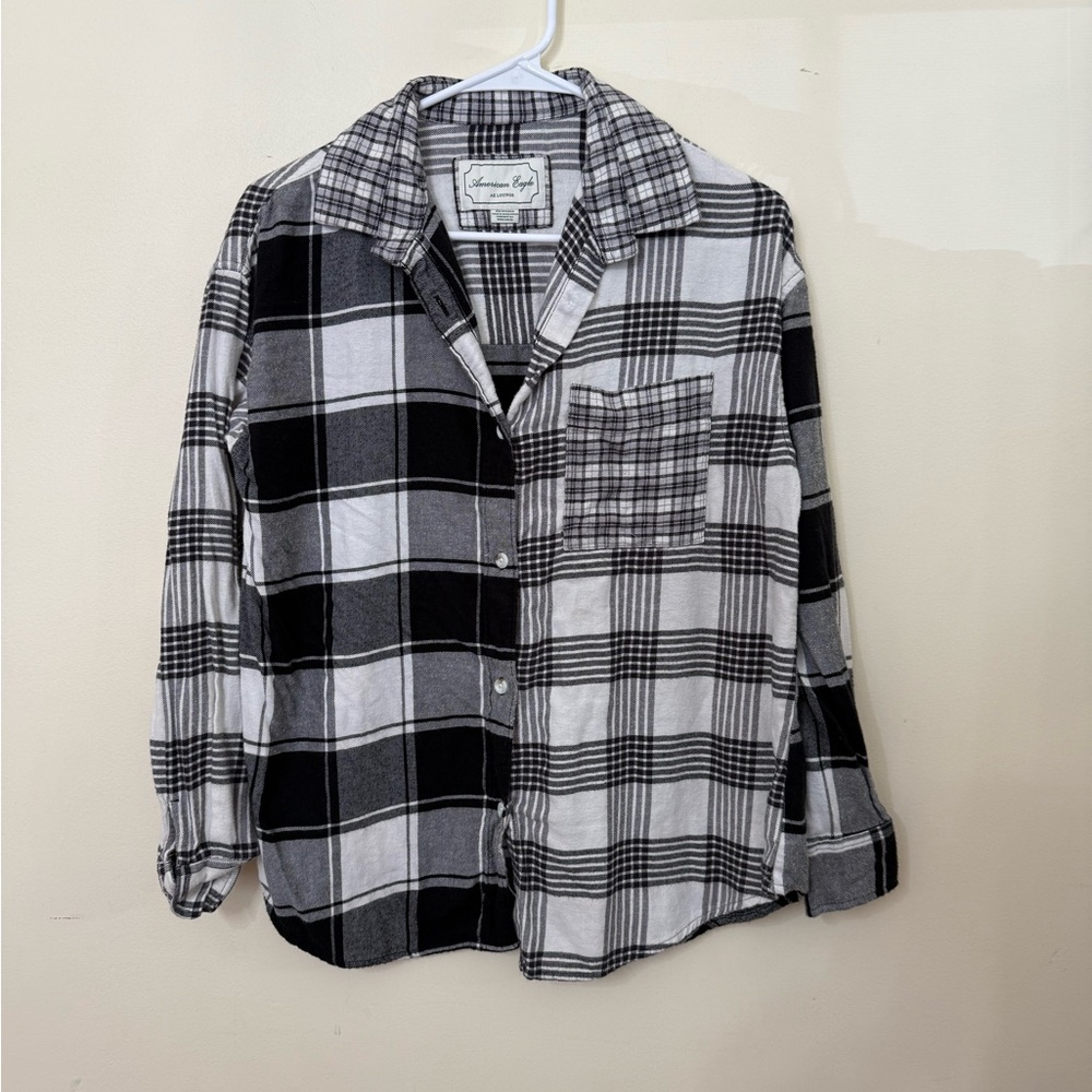 American Eagle Outfitters Men's Checkered Black and White Shirt